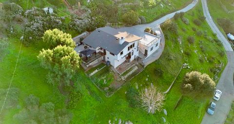 Photo of 1216 Merritt Dr Dr, El Cajon, CA 92020 (MLS # 260005636SD)