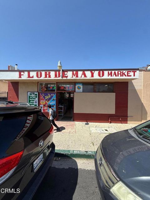 Photo of 733 Cooper Road, Oxnard, CA 93030 (MLS # V1-36075)