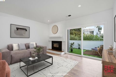 Photo of 18018 18018 Sahara Rd Rd, Hayward, CA 94541 (MLS # 41126400)