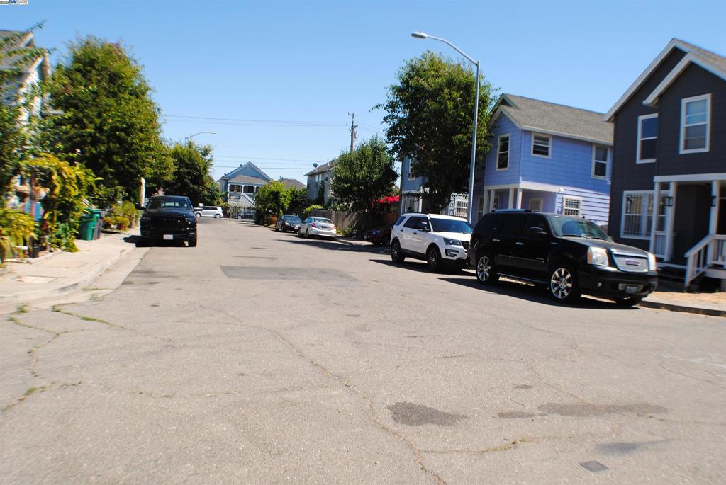 SOBRANTE PARK - Residential