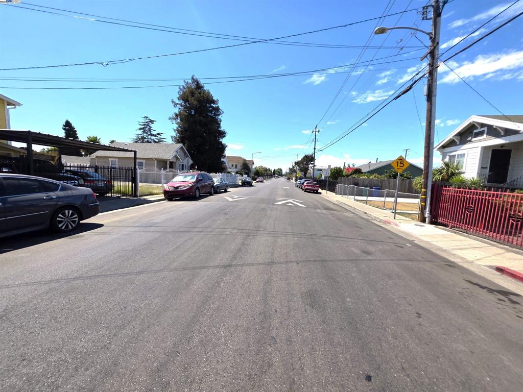 SOBRANTE PARK - Residential