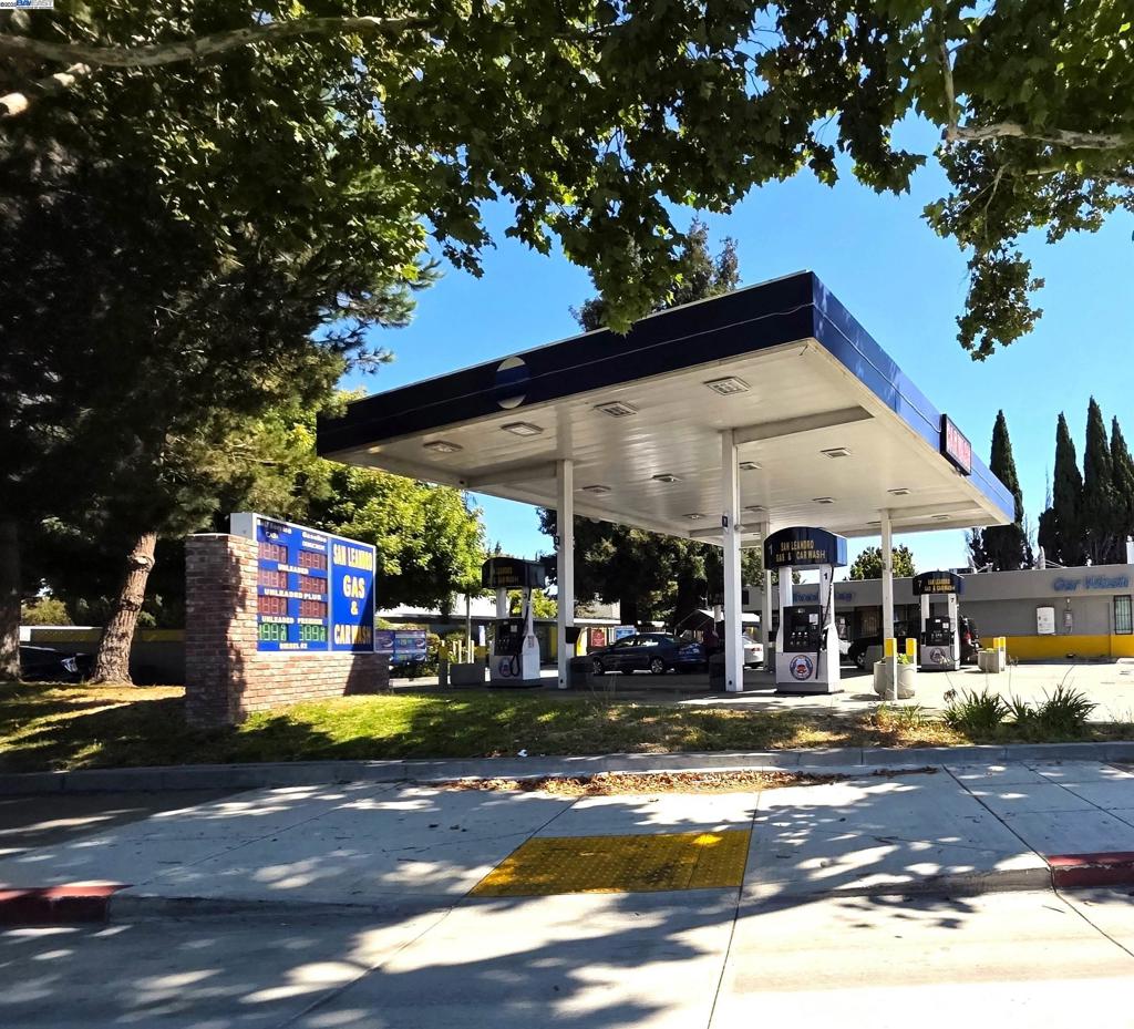 SOBRANTE PARK - Residential