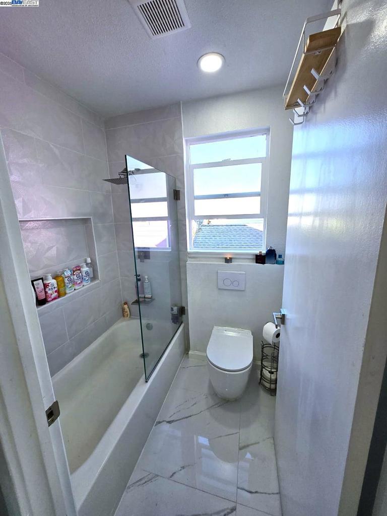 SOBRANTE PARK - Residential