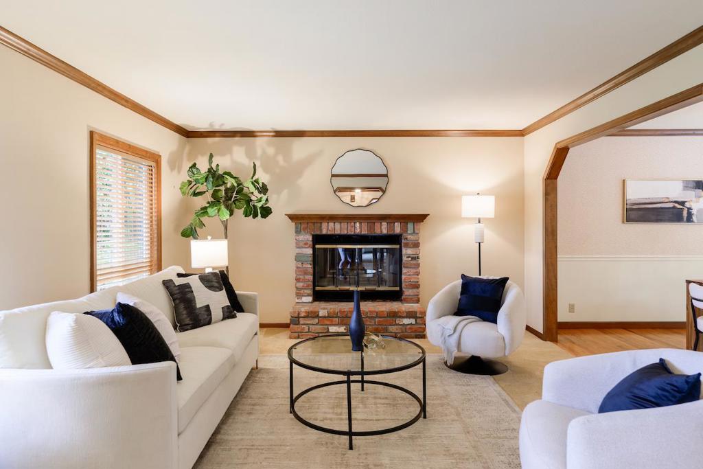 Properties 2 112 Rockridge Lane