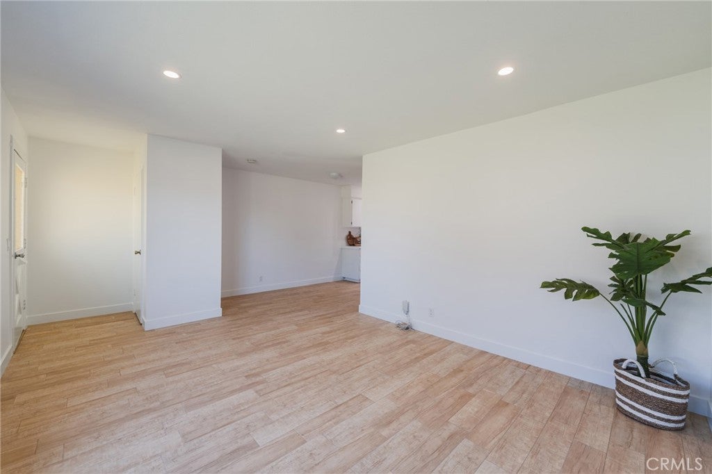 19760 Kingswood, Huntington Beach CA 92646 - Photo 10