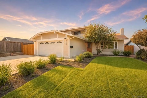 Photo of 7420 Teasdale Ave AVE, San Diego, CA 92122 (MLS # 260013572SD)