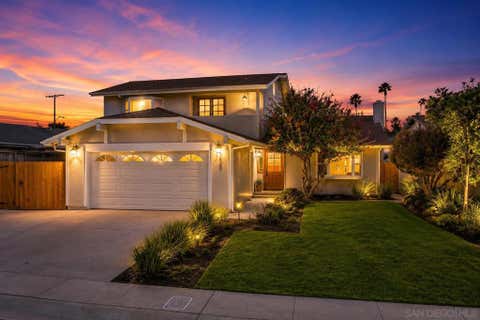 Photo of 7420 Teasdale Ave AVE, San Diego, CA 92122 (MLS # 260013572SD)