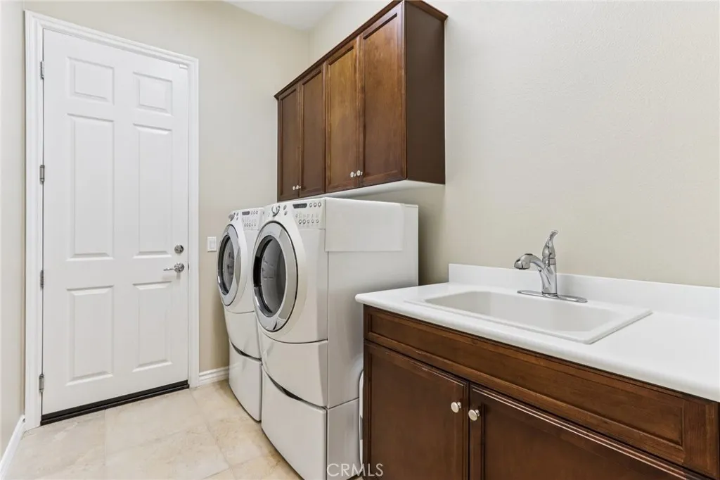 Hemet, California 92545, United States, 2 Bedrooms Bedrooms, ,2 BathroomsBathrooms,Residential,Active,161439