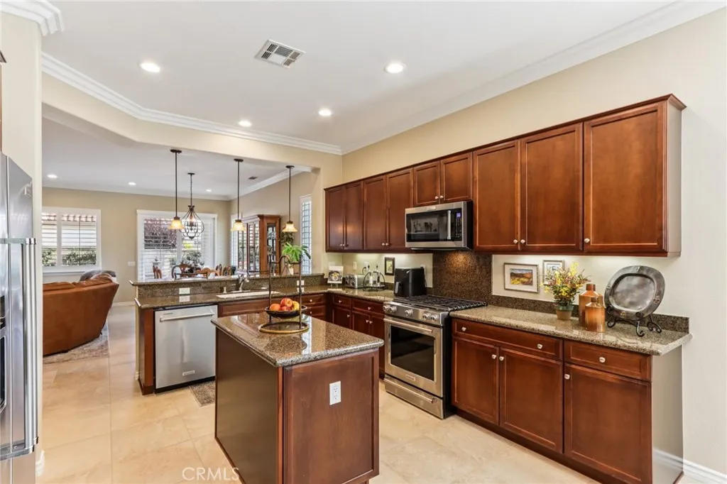 Hemet, California 92545, United States, 2 Bedrooms Bedrooms, ,2 BathroomsBathrooms,Residential,Active,161439