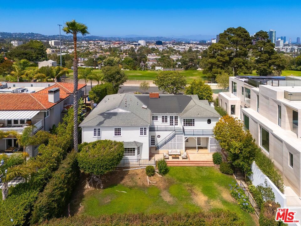 946 Franklin Street, Santa Monica CA 90403