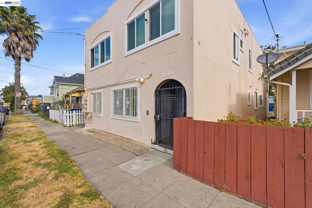 1619 Chanslor Ave