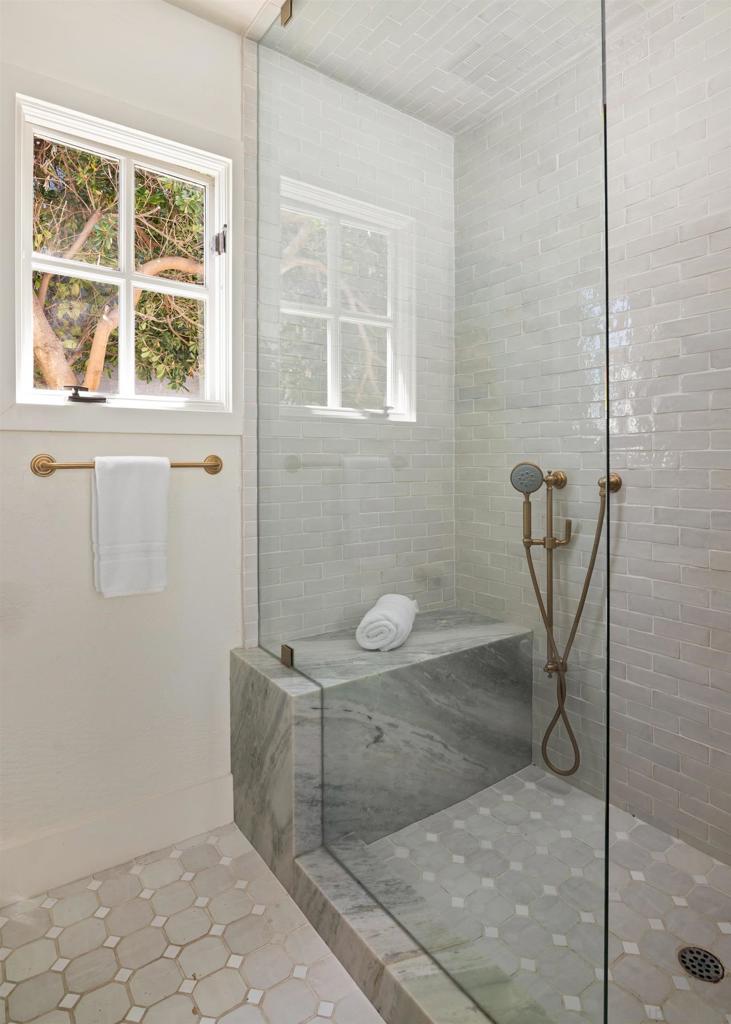 La Jolla - Residential Lease