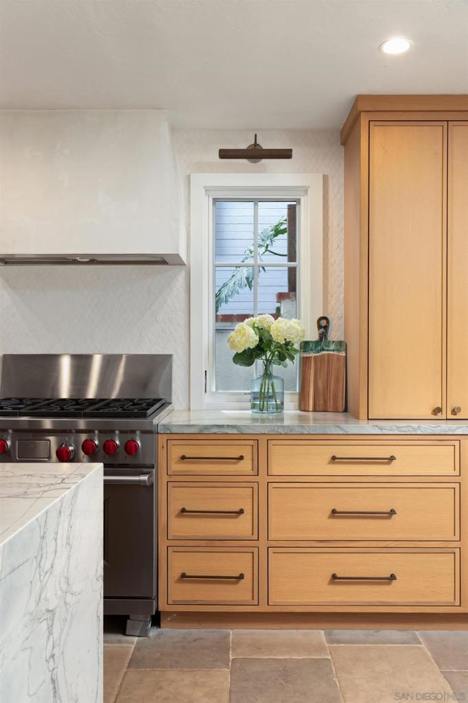 La Jolla - Residential Lease