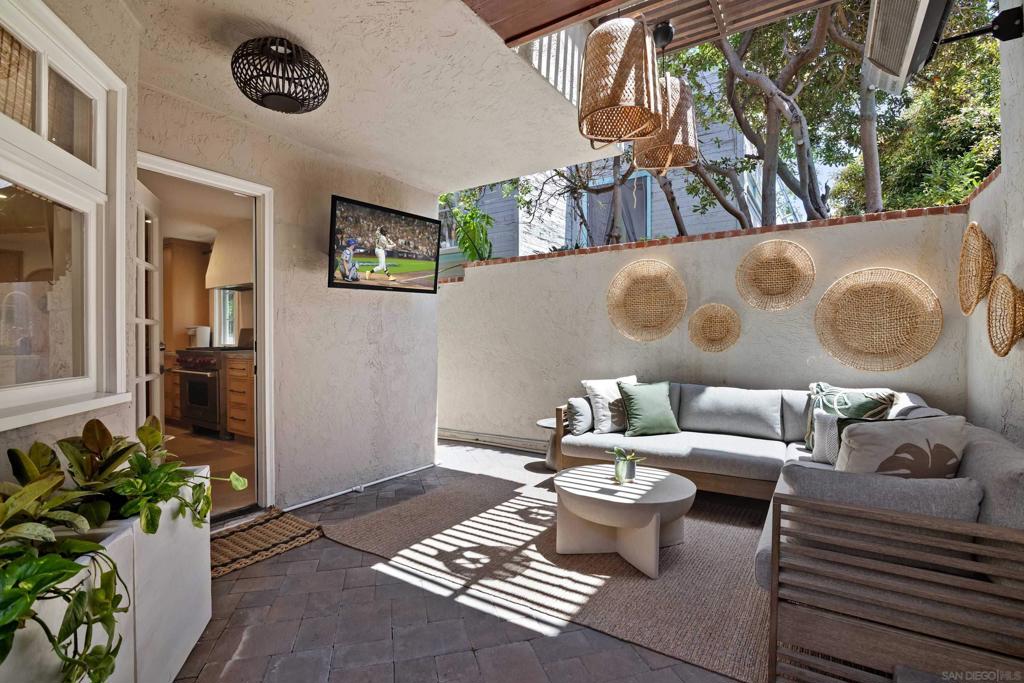 La Jolla - Residential Lease