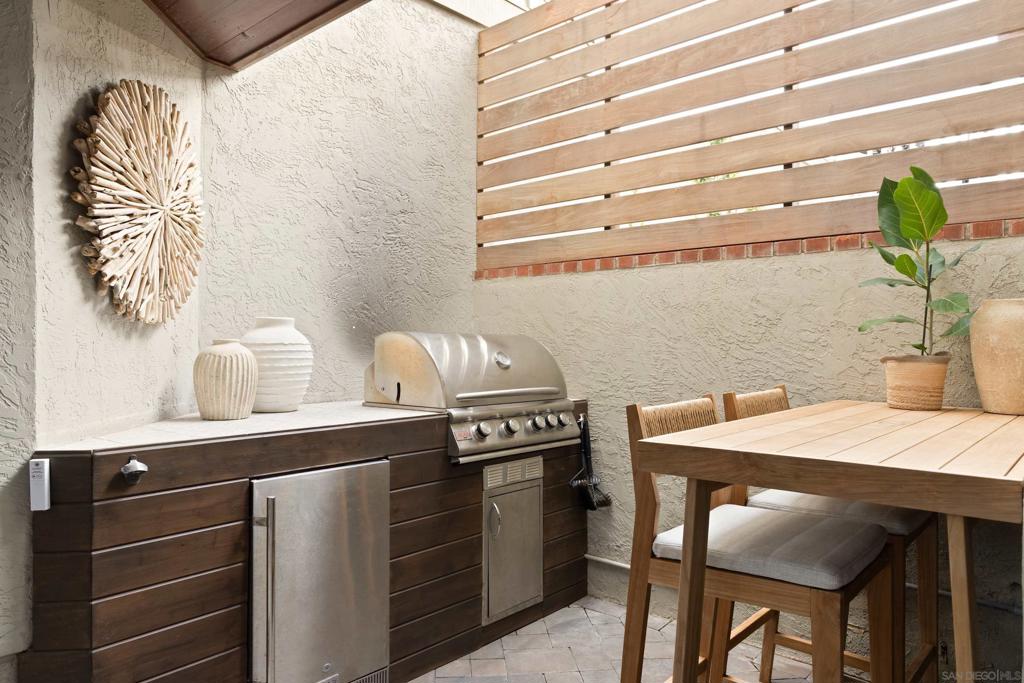 La Jolla - Residential Lease