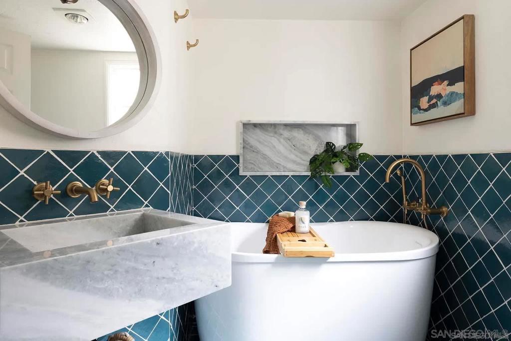 La Jolla - Residential Lease