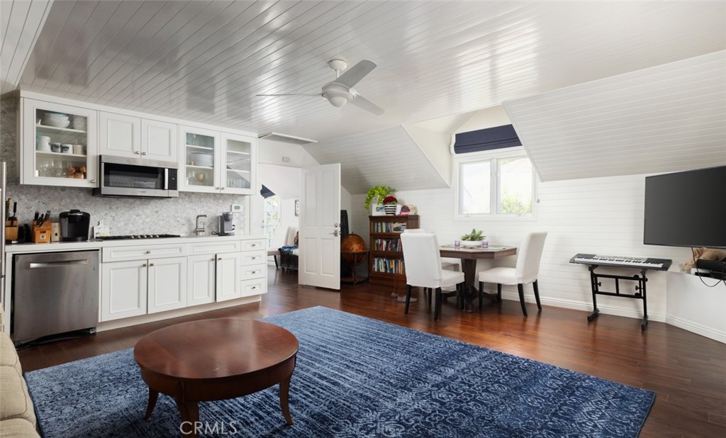 Kings Road (KGRD) - Residential