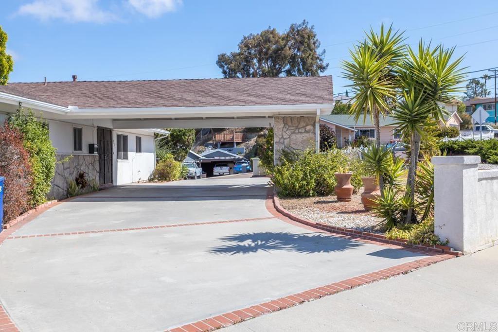 3433 Eleanor Place