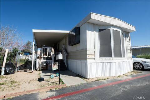 Photo of 3753 E Avenue I #34, Lancaster, CA 93535 (MLS # SR26072032)