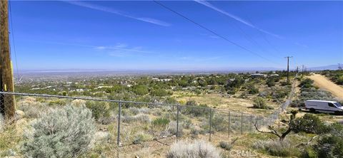 Photo of 0 Sunnyslope, Pinon Hills, CA 92372 (MLS # CV26081313)