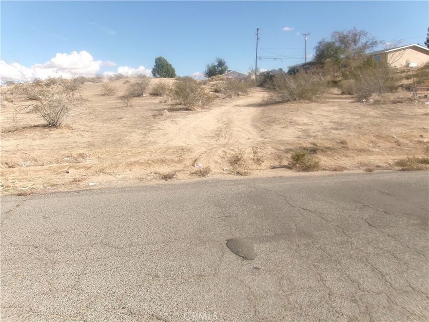 residential vacant land close to most all amenities churches ,schools, restaurants, shopping, hospitals , commuter friendly, motivated seller not many in this price range , priced to sell fast, all utilities available including sewer