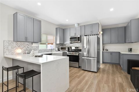 2129 N Pepper Street Burbank CA 91505