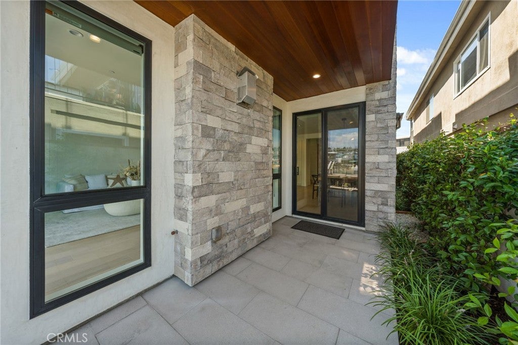 4014 Channel Place, Newport Beach CA 92663 - Photo 47