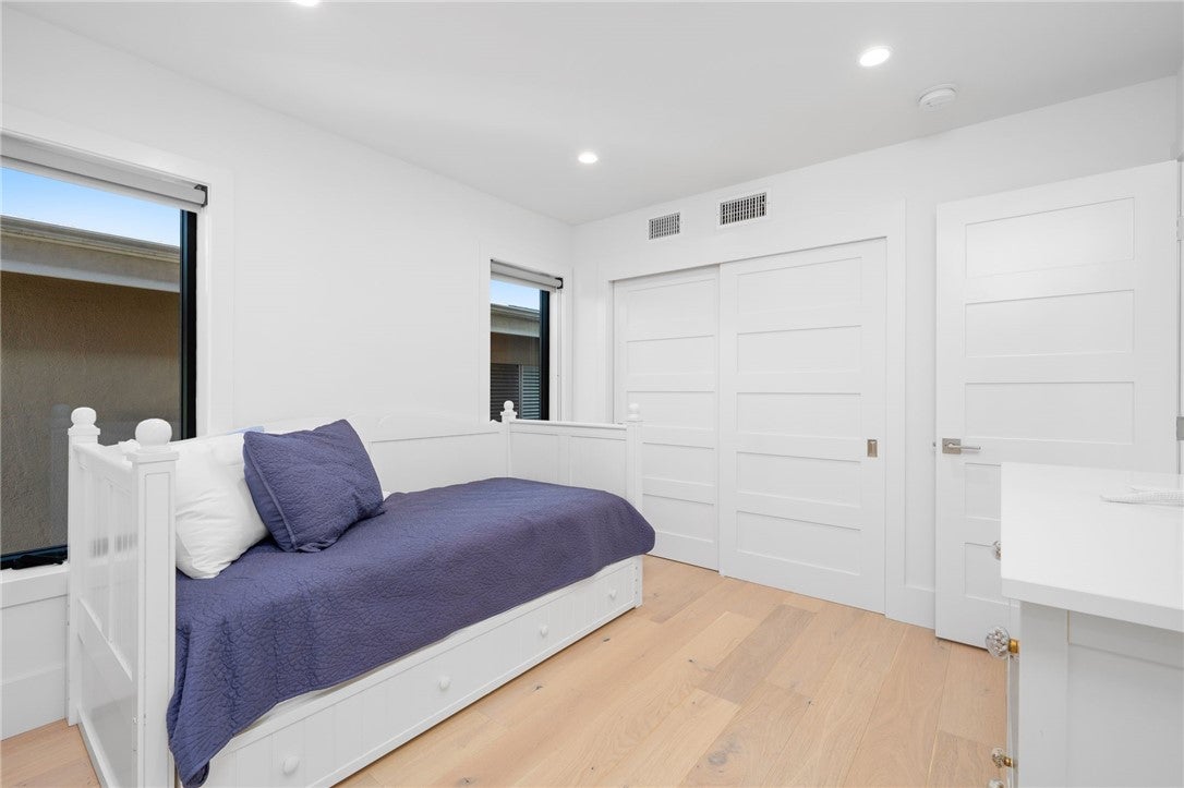 4014 Channel Place, Newport Beach CA 92663 - Photo 32