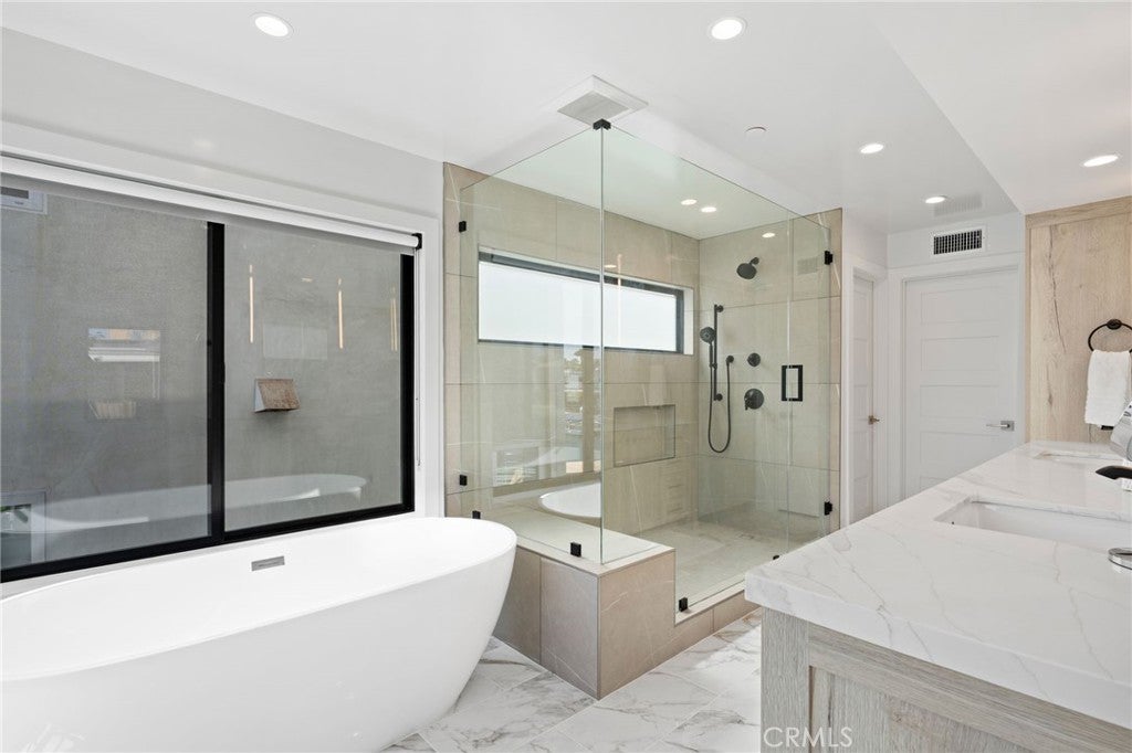4014 Channel Place, Newport Beach CA 92663 - Photo 22