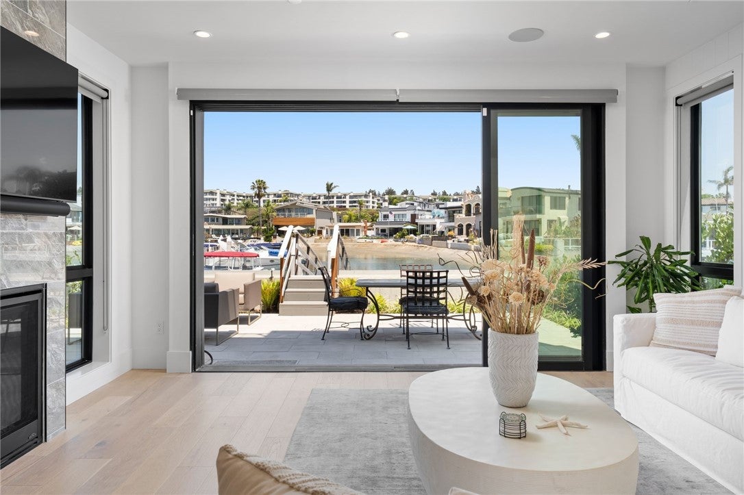 4014 Channel Place, Newport Beach CA 92663 - Photo 8