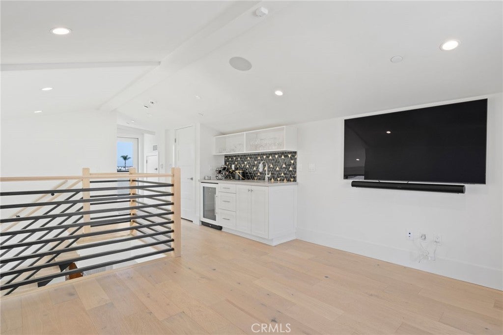 4014 Channel Place, Newport Beach CA 92663 - Photo 38