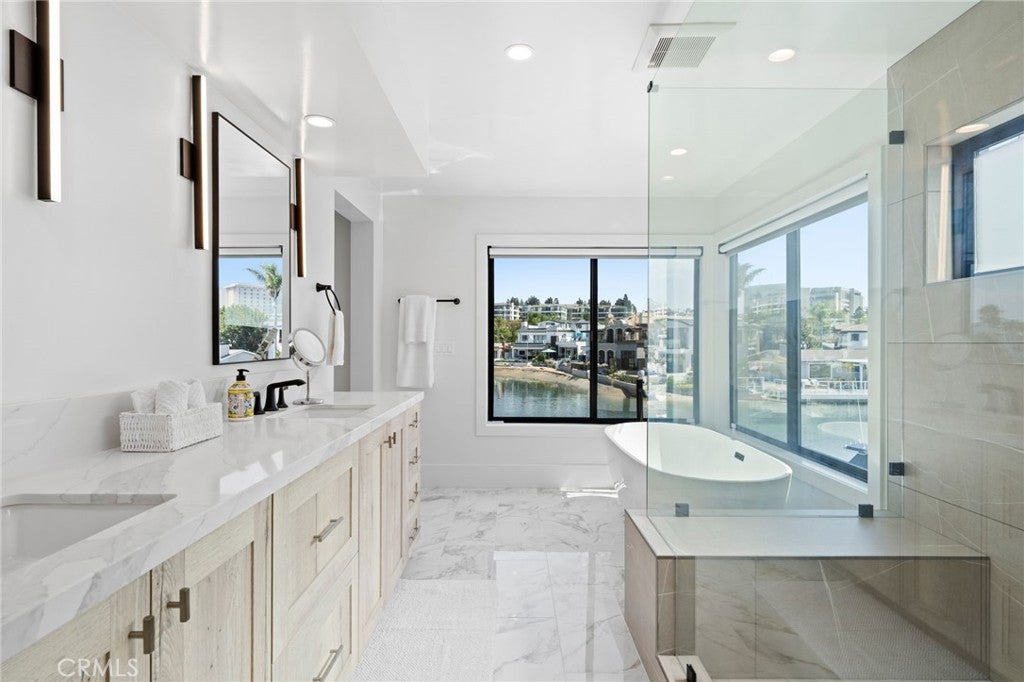4014 Channel Place, Newport Beach CA 92663 - Photo 21