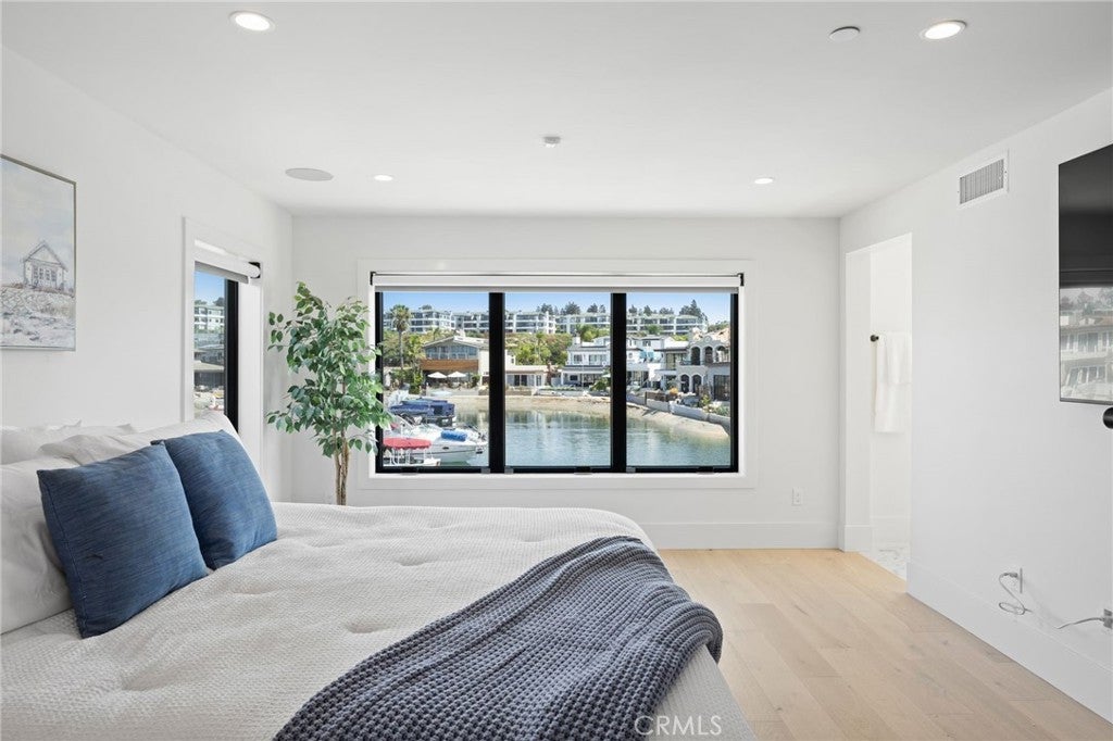 4014 Channel Place, Newport Beach CA 92663 - Photo 18