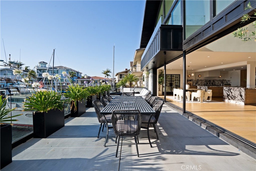 16861 Edgewater