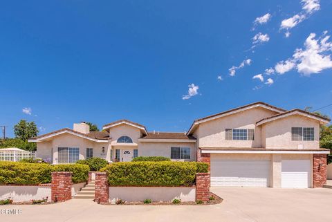 Photo of 2210 Via Loma St, Camarillo, CA 93012 (MLS # V1-36327)