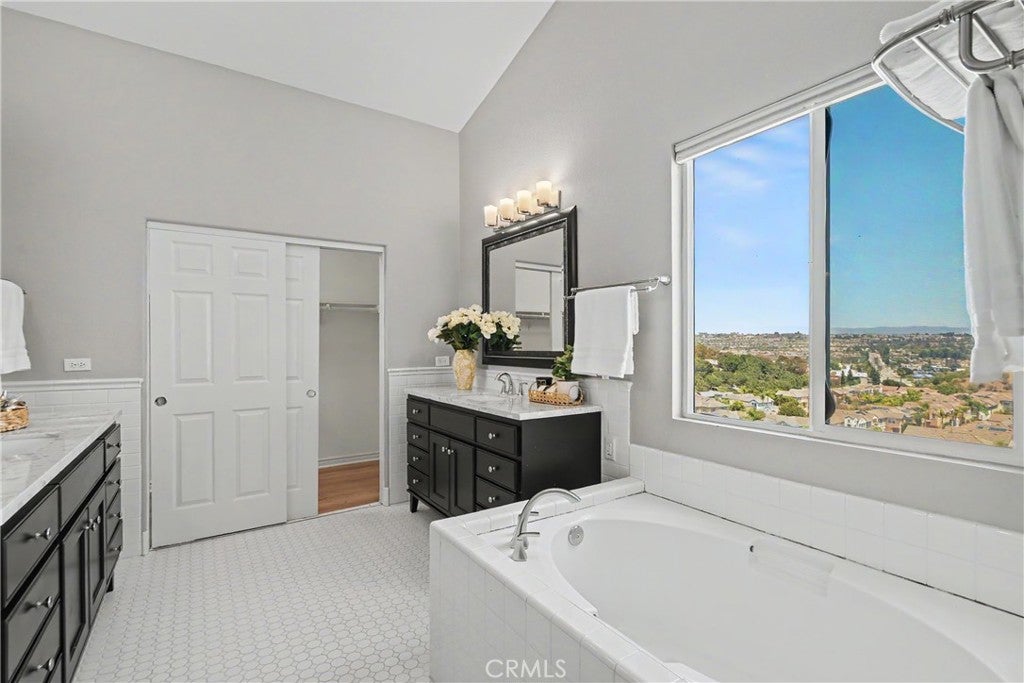 18 Lyon Ridge, Aliso Viejo CA 92656 - Photo 32