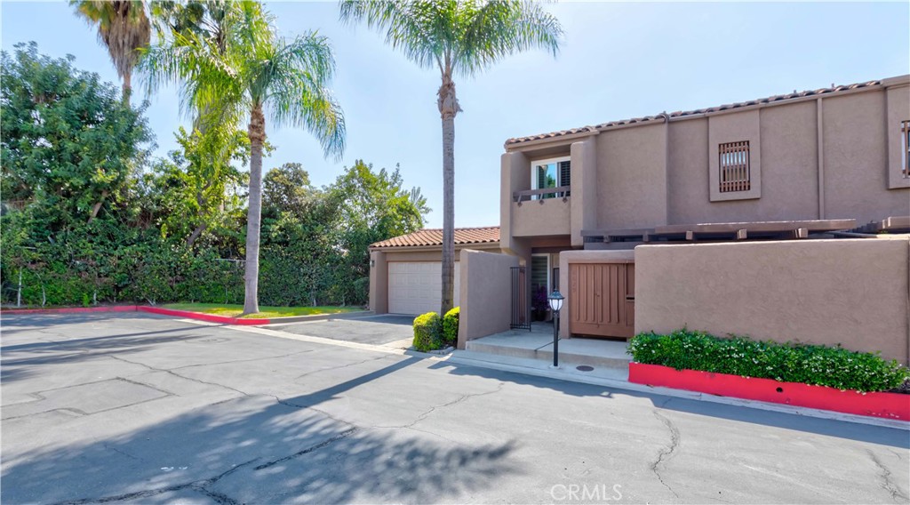8629 Buena Tierra Place