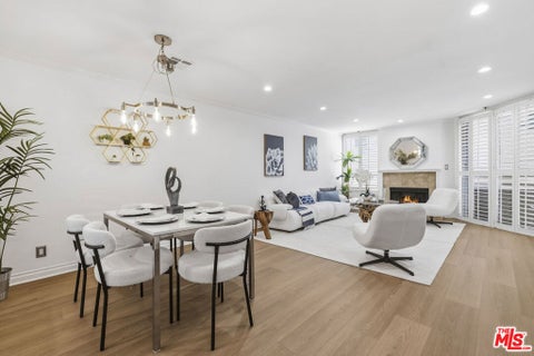 Photo of 4164 Tujunga Avenue #103, Studio City, CA 91604 (MLS # 26987067)