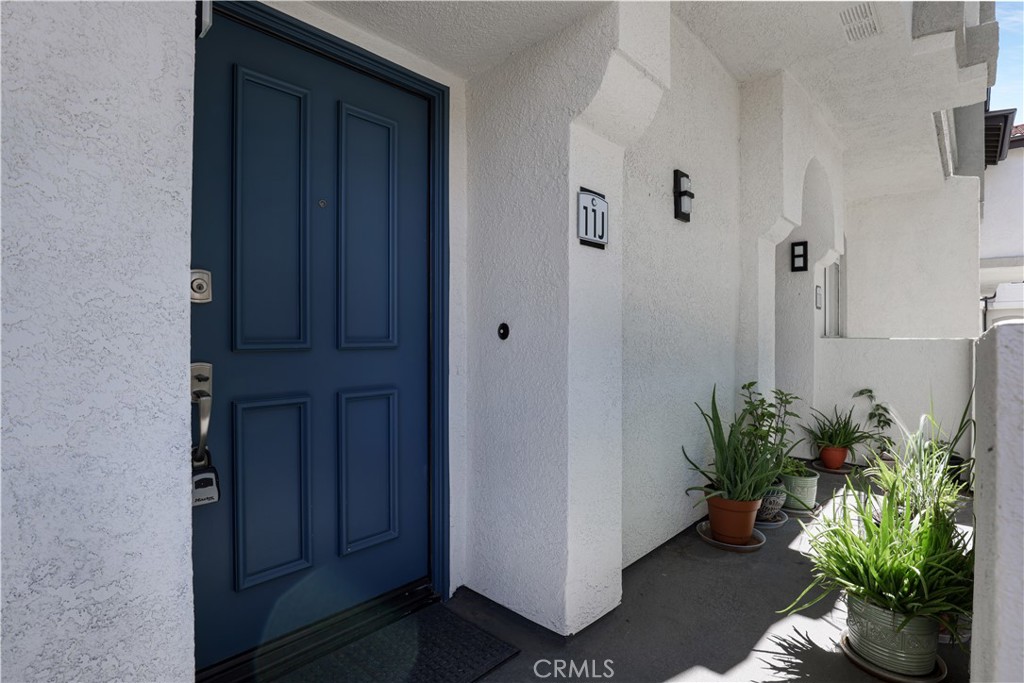 La Vista (LVIS) - Residential Lease