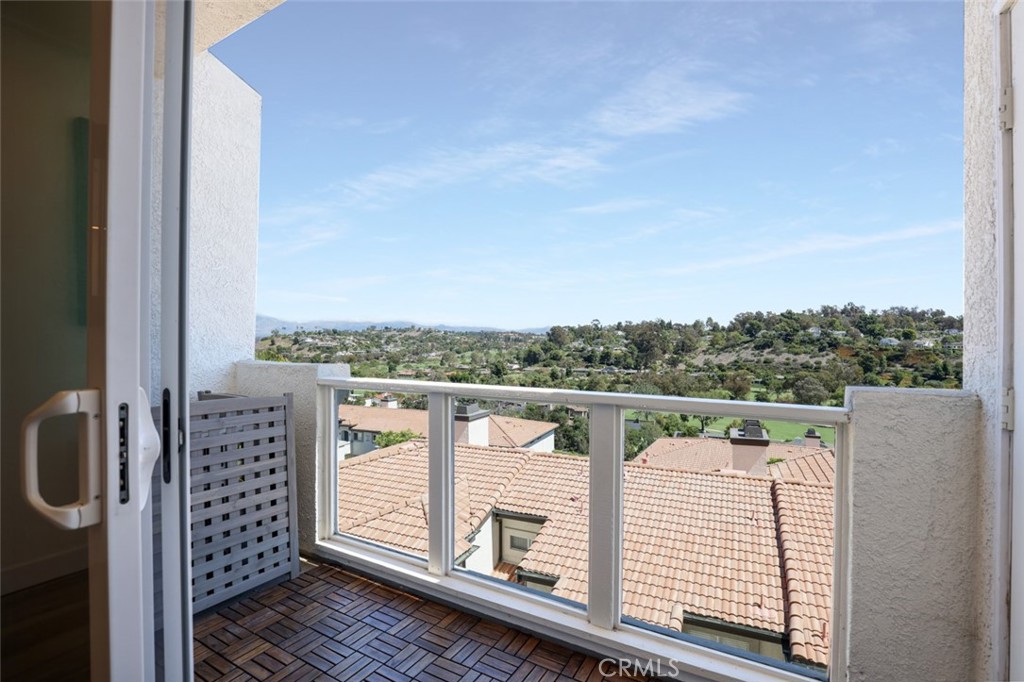 La Vista (LVIS) - Residential Lease