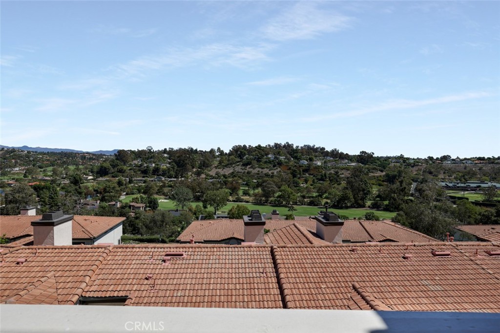 La Vista (LVIS) - Residential Lease