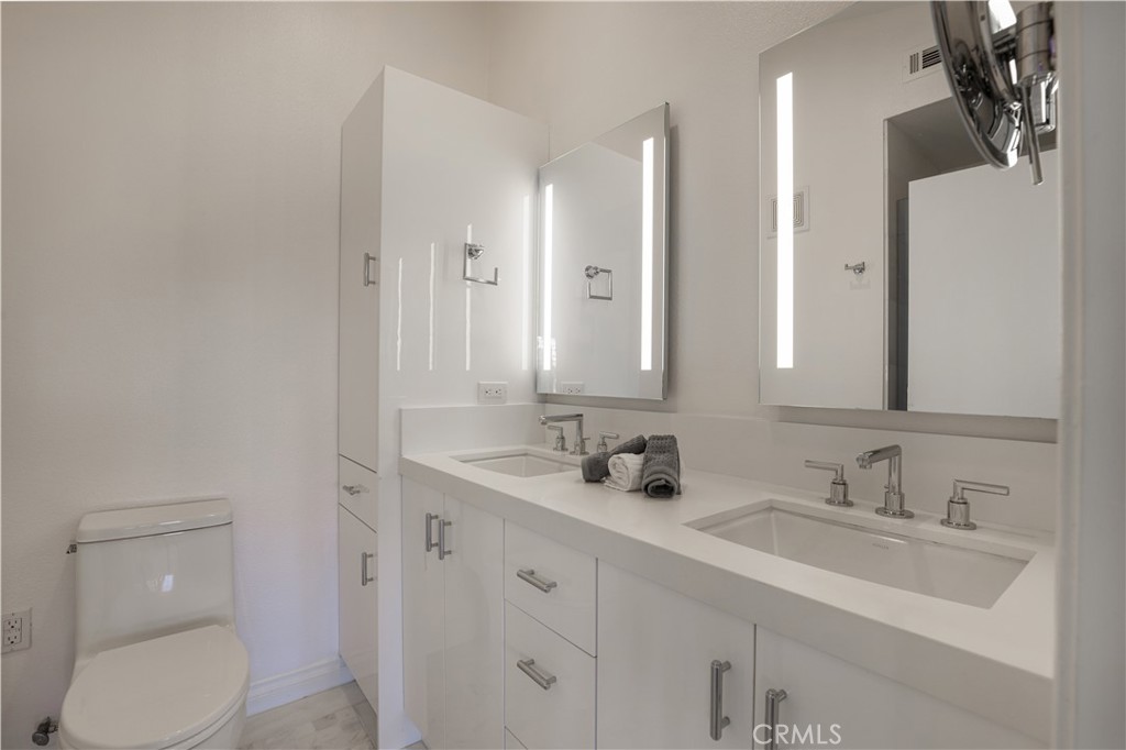 La Vista (LVIS) - Residential Lease