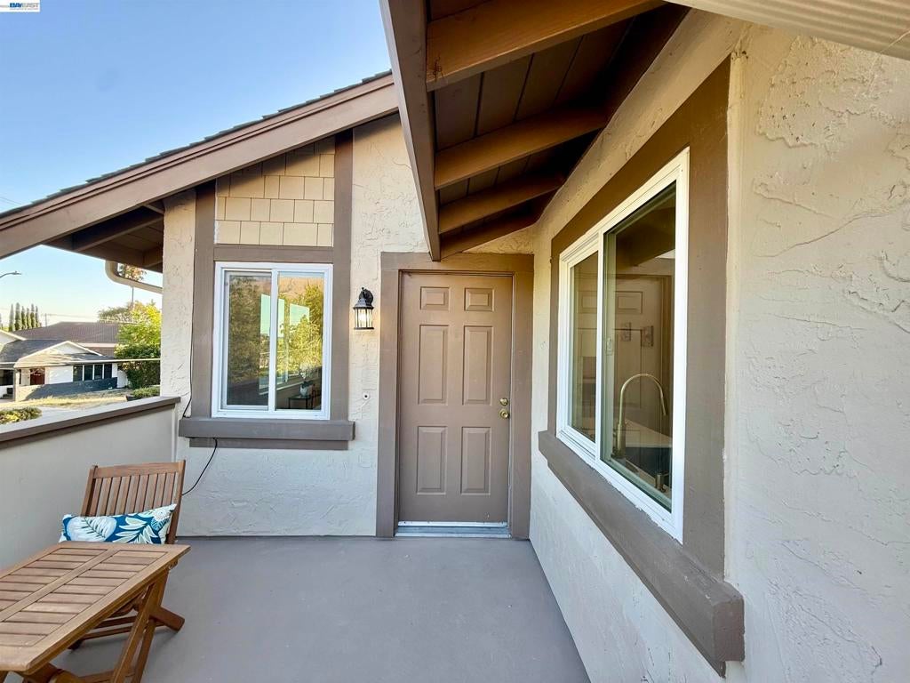 136 Hackamore Ln Ln, Fremont CA 94539