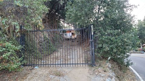 Photo of 12047 Kagel Canyon Road, Sylmar, CA 91342 (MLS # SR26002289)