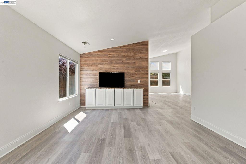 5405 Buffalo Court