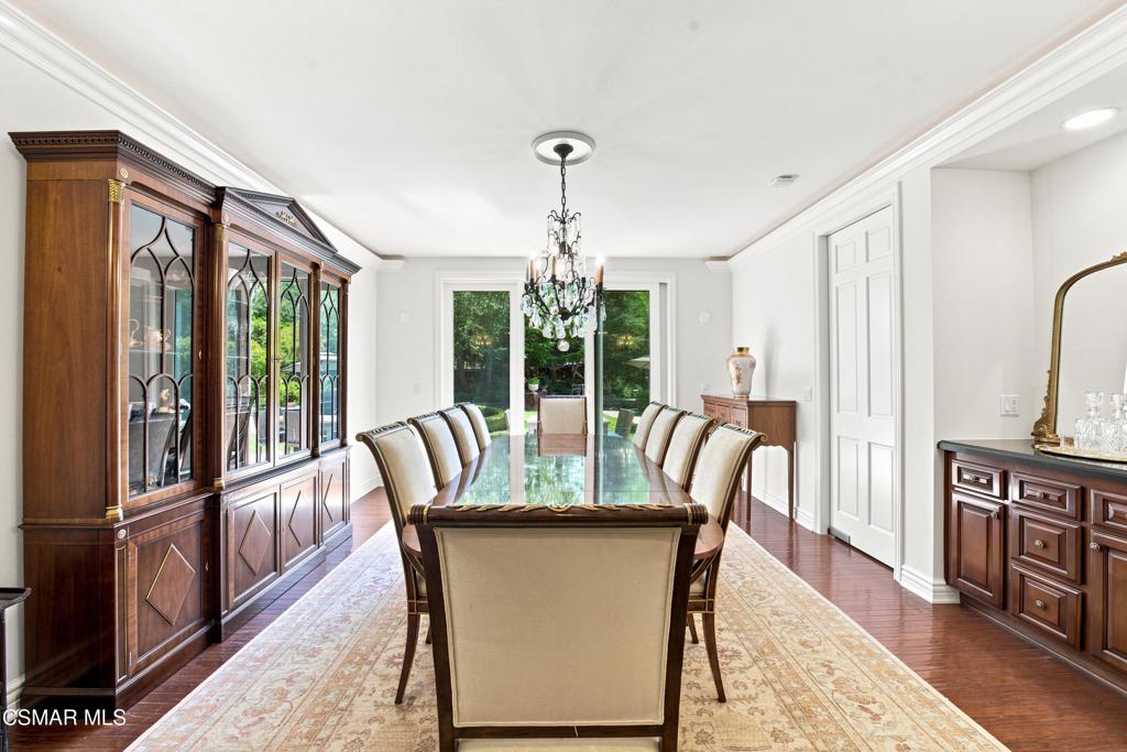 210 Lake Sherwood Drive