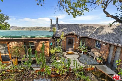 1551 Penny Road Topanga CA 90290