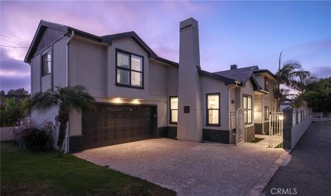 Photo of 201 Haley Way, Manhattan Beach, CA 90266 (MLS # SB26029725)