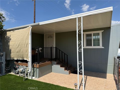 260 N Lyon 38 Hemet CA 92543