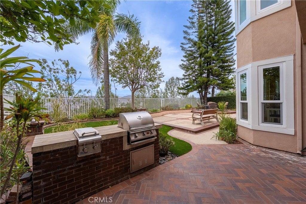 8171 E Marblehead Way
